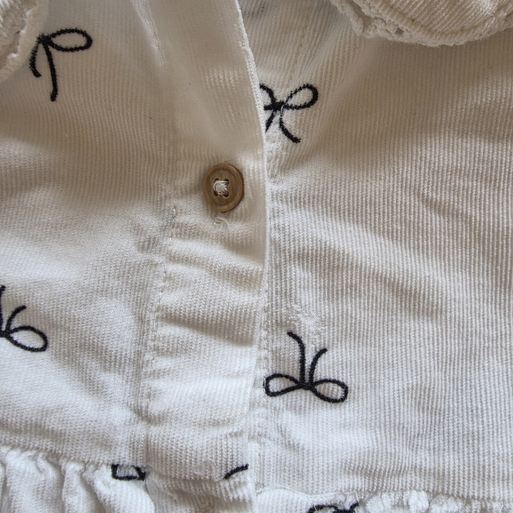 Cat & Jack White Dress with Black Bow Print - Picture 3 of 4